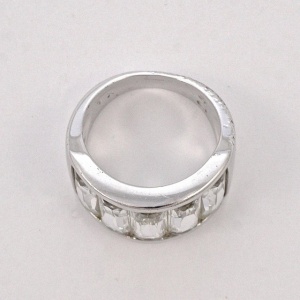 Swarovski Silver Tone and Clear Crystal Swan Logo Ring