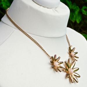 Vintage Gold Tone Statement Necklace Pink Moonglow Flowers