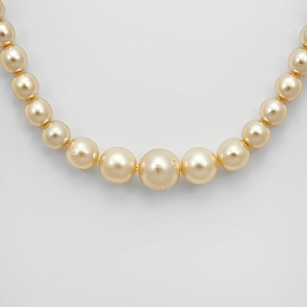 Ivory Faux Pearl Necklace with Three Rhinestones Clasp