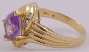 14K Gold Amethyst Diamond Dress Ring circa 1990s