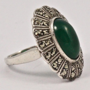 Art Deco Large Silver Marcasite Green Stone Ring circa 1930s