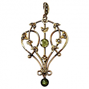 Art Nouveau 9ct Gold Pendant with Peridot Paste and Pearls