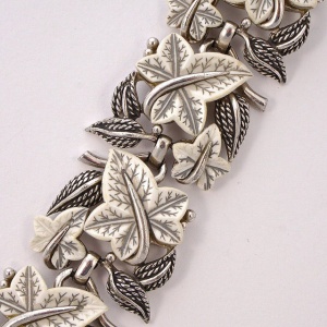 Boucher Silver Plated White Glass Ivy Leaves Bracelet circa 1950s