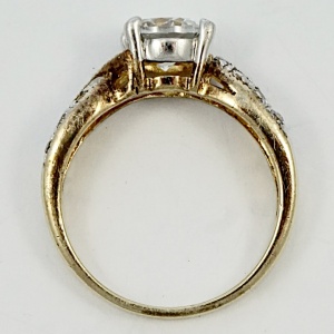 EDCO Gold Plated Solitaire Rhinestones Ring circa 1980s