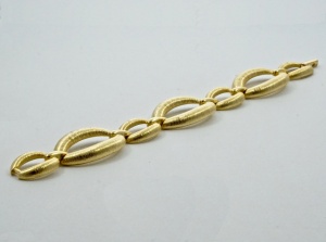 Gold Plated Textured Oval Link Bracelet circa 1980s