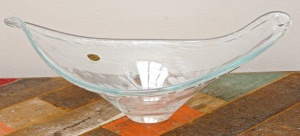 Italian Hand Made Clear and White Art Glass Bowl circa 1960s