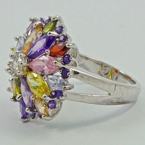 Silver Plated Harlequin Glass Dress Ring circa 1990s