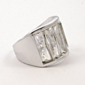 Swarovski Silver Tone and Clear Crystal Swan Logo Ring