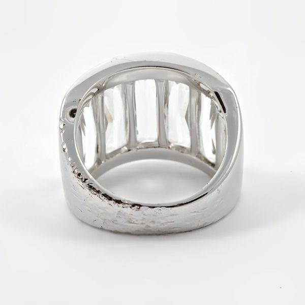 Swarovski Silver Tone and Clear Crystal Swan Logo Ring
