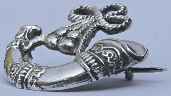 Antique Victorian Scottish Silver Thistles and Horn Brooch