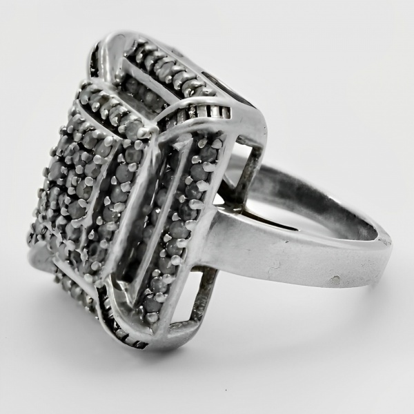 Art Deco Sterling Silver Cocktail Ring set with Rhinestones
