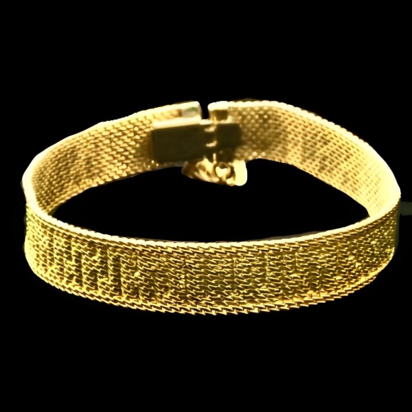 Gold Plated Ridged Mesh Link Bracelet circa 1980s