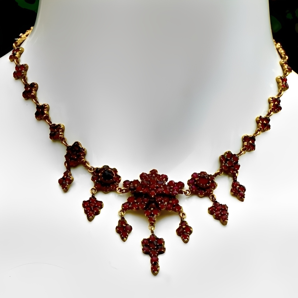 Antique Victorian Bohemian Garnet Drop Necklace | Arabella Bianco