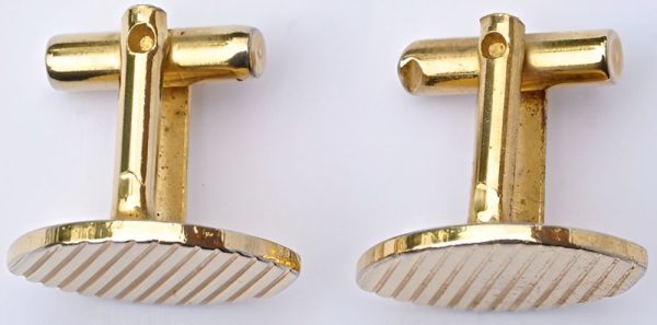 Vintage 1970s Gold Plated Oval Ridged Cufflinks